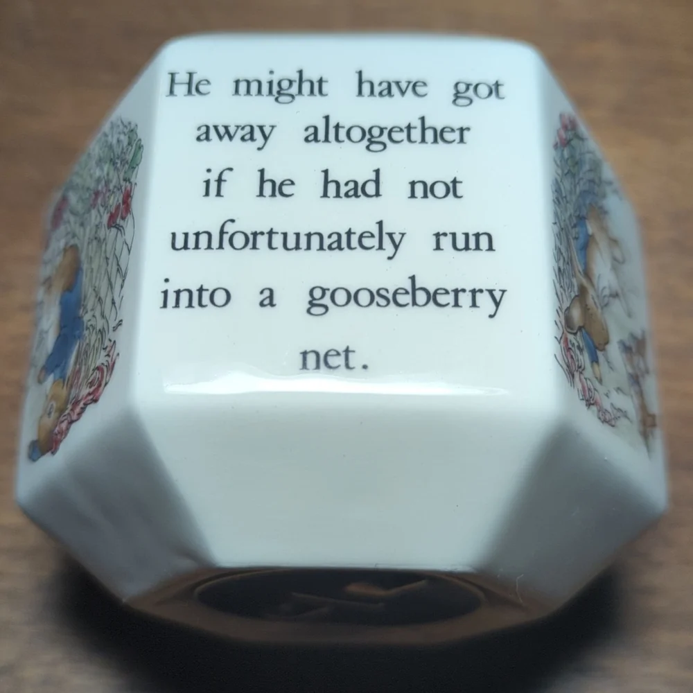 WEDGWOOD of Etruria Beatrix Potter Peter Rabbit Bank - Picture 5 of 8